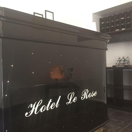 Hotel Le Rose 티볼리 테르메 외부 사진