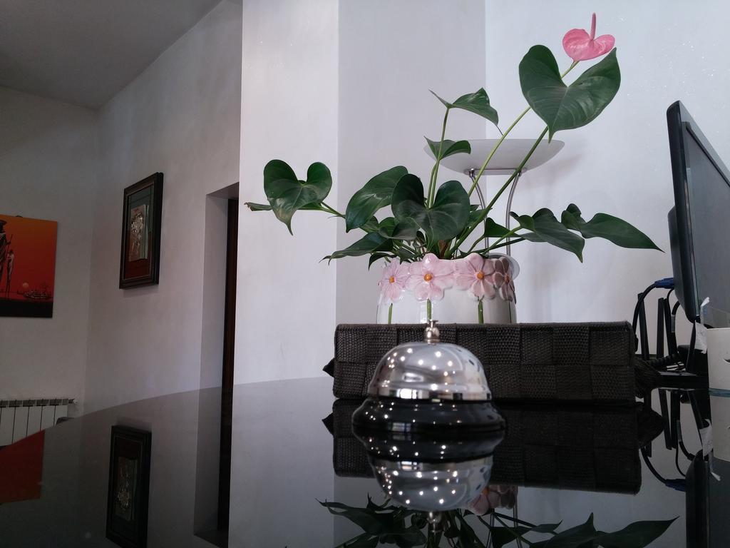 Hotel Le Rose 티볼리 테르메 외부 사진