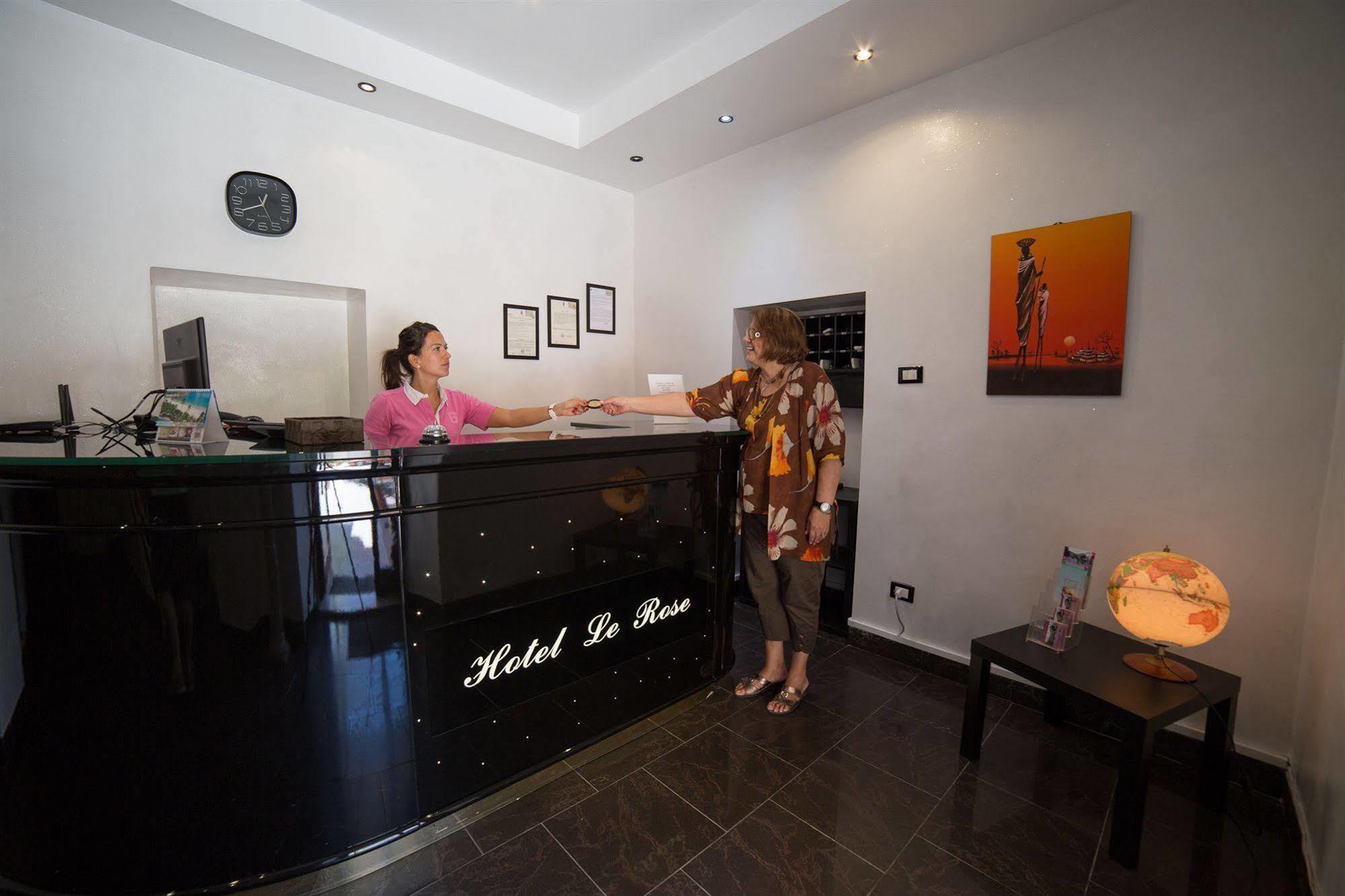 Hotel Le Rose 티볼리 테르메 외부 사진